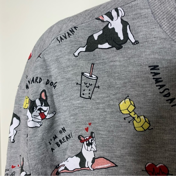 H&M Divided Dog Graphics Sweatshirt - Picture 8 of 14